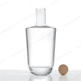 Viski klaaspudel kaanega